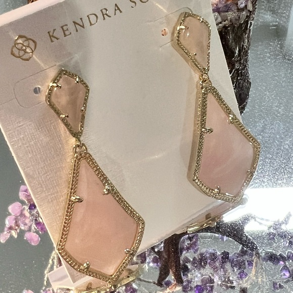 Kendra Scott Jewelry - NWT Kendra Scott RARE & Retired Alexa Earrings Rose Quartz & Yellow Gold GORG!